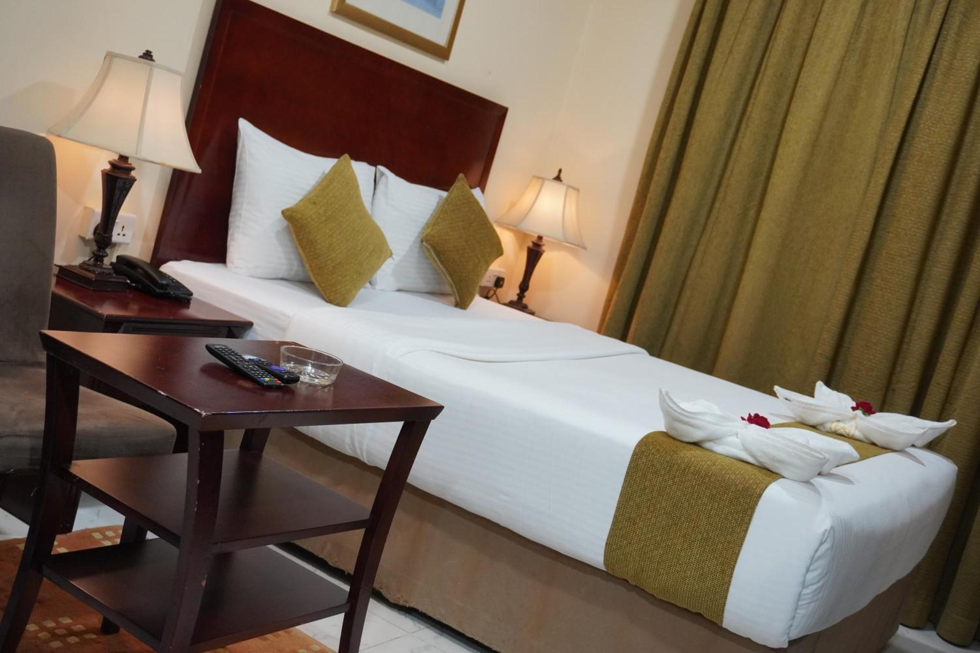 Onyx Hotel Apartments - Maha Hospitality Group Ajman Exterior foto